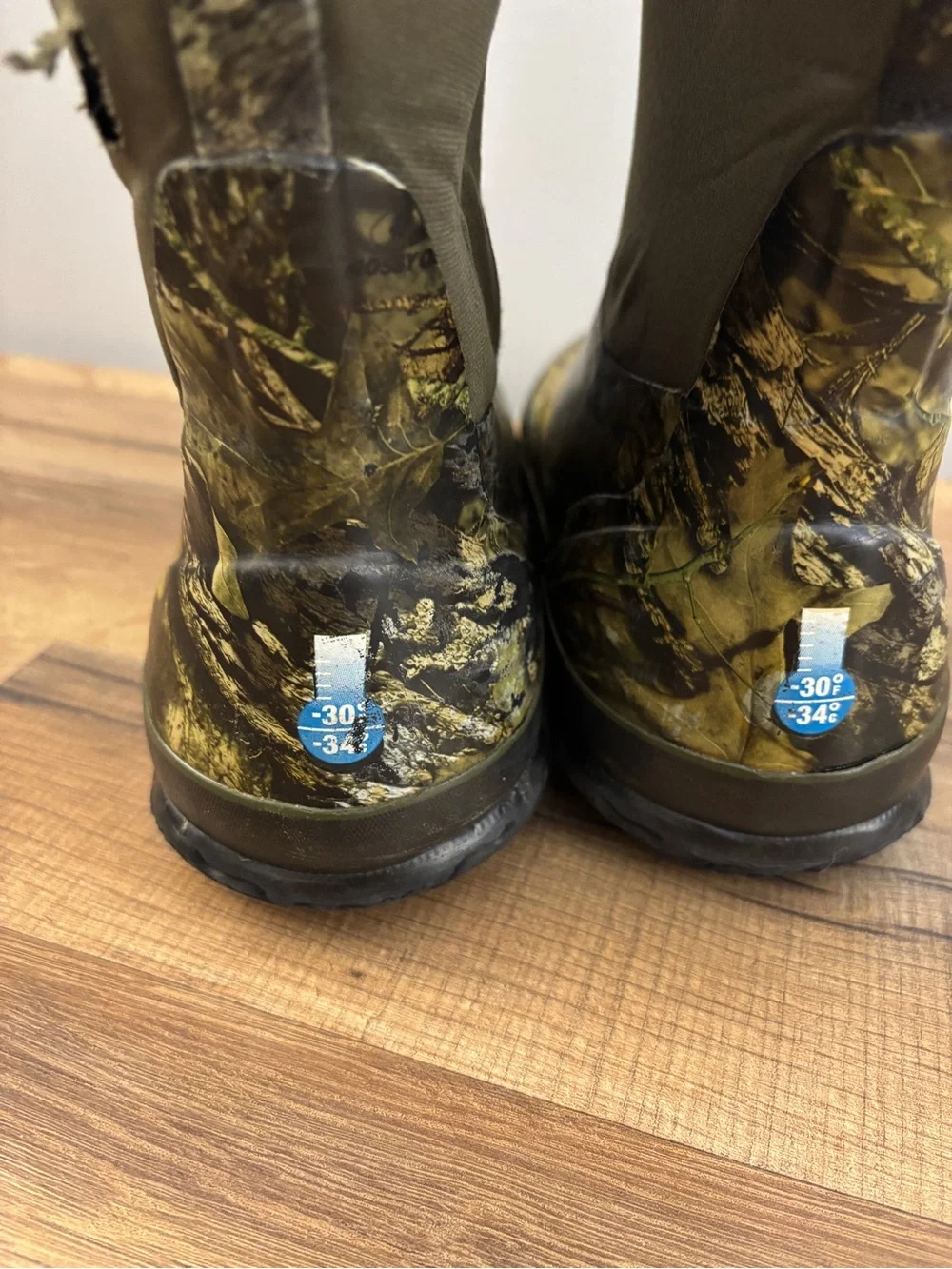 Bogs York Camo Classic Insulated Waterproof Winter Snow Boots Big Kids